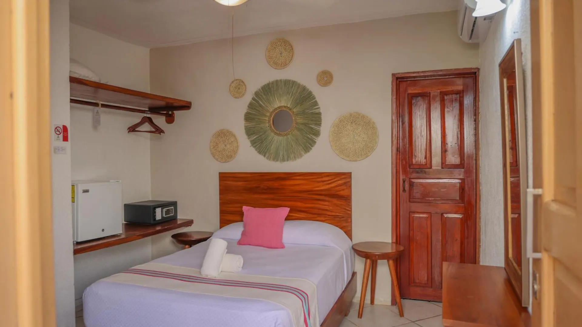 Hotel Hulku Playa del Carmen 3*,  México