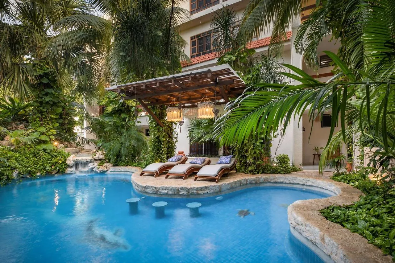 Hotel Hulku Playa del Carmen Mexico